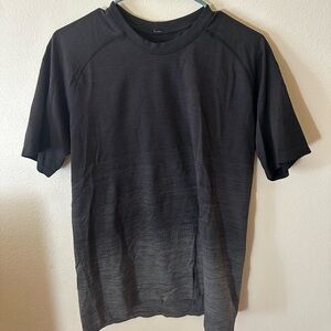 Lululemon metal vent tech shirt